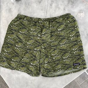 Patagonia Hexy Fish Green 7” Print Swim Shorts/Trunks Size XL NWT